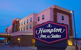 Hampton Inn & Suites Bismarck Northwest
